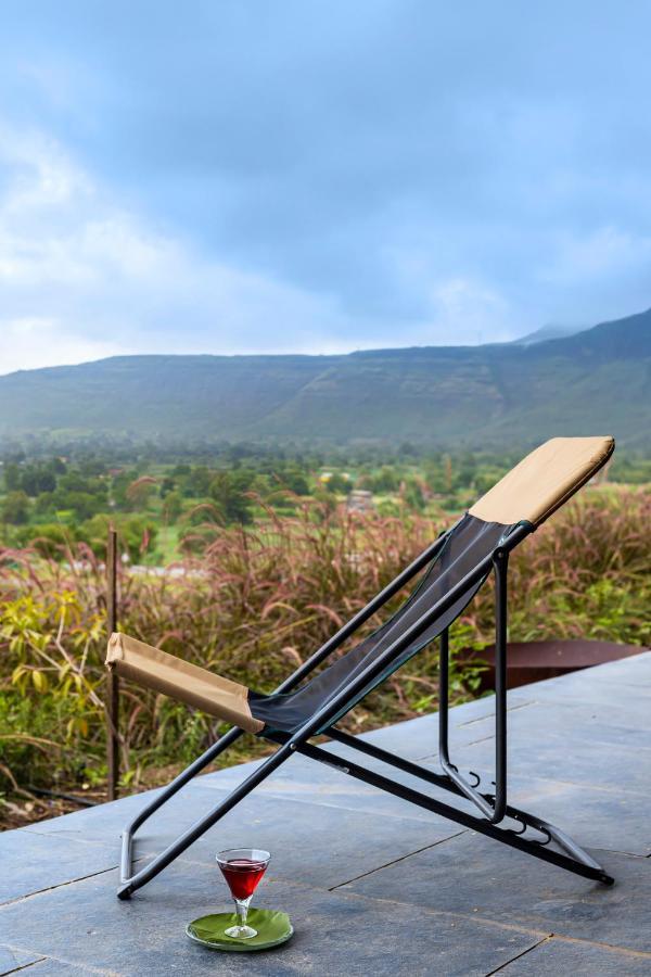 Saffronstays Zen, Igatpuri - Lake-View Villa With Indoor And Outdoor Games Εξωτερικό φωτογραφία