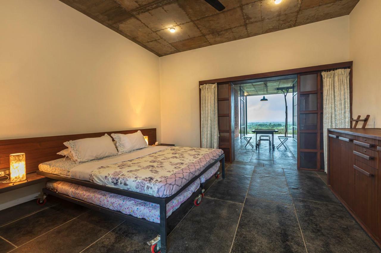 Saffronstays Zen, Igatpuri - Lake-View Villa With Indoor And Outdoor Games Εξωτερικό φωτογραφία